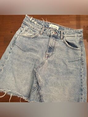 DL1961 blue denim Parker mini skirt with frayed hem Size M